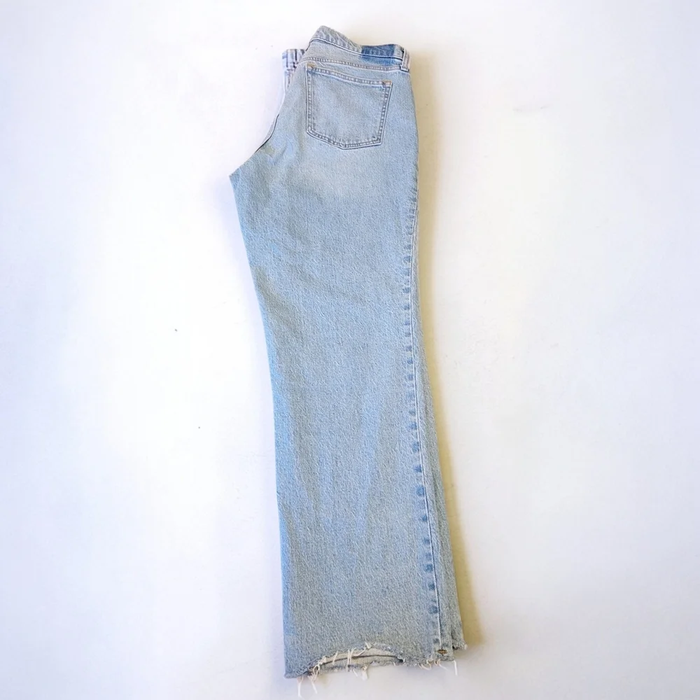 Abercrombie Curve Love 90s Straight Jeans Women’s 30 Mid Rise Light Wash Raw Hem - Picture 2 of 10